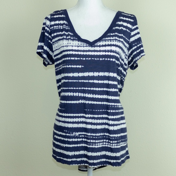 torrid Tops - TORRID Blue & White Shirt Size 0